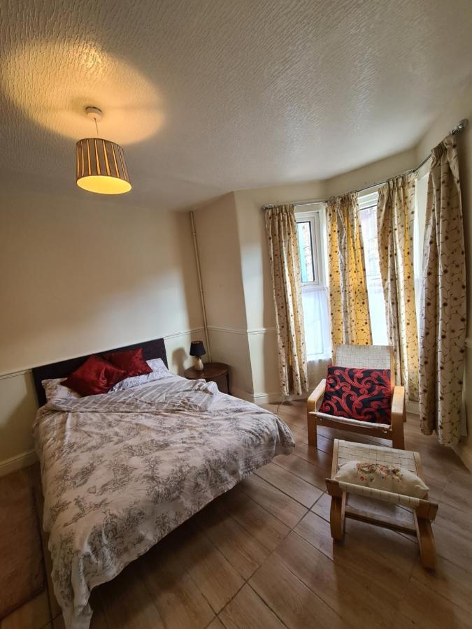 Ground floor flat , 31 lena street, easton,bristol avon, uk Hotell Eksteriør bilde